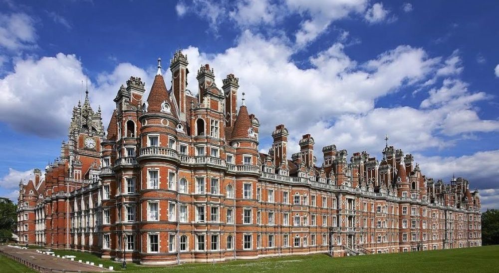 Royal Hollow University, Egham